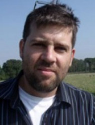 Dr. Eitan Grossman